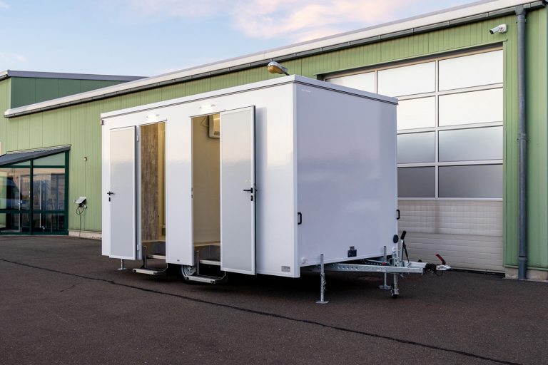 Sanitärtrailer für Einsatzstellenhygiene als Sonderbau-Referenz für RKB-BOS Fahrzeuge